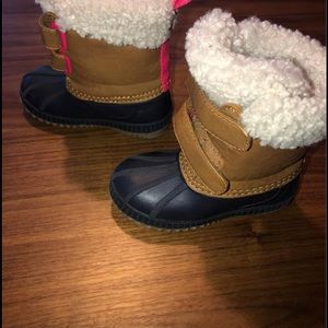 EUC GAP Toddler Snow Boots Size 7/8